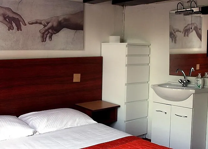 The Veteran Hostel *